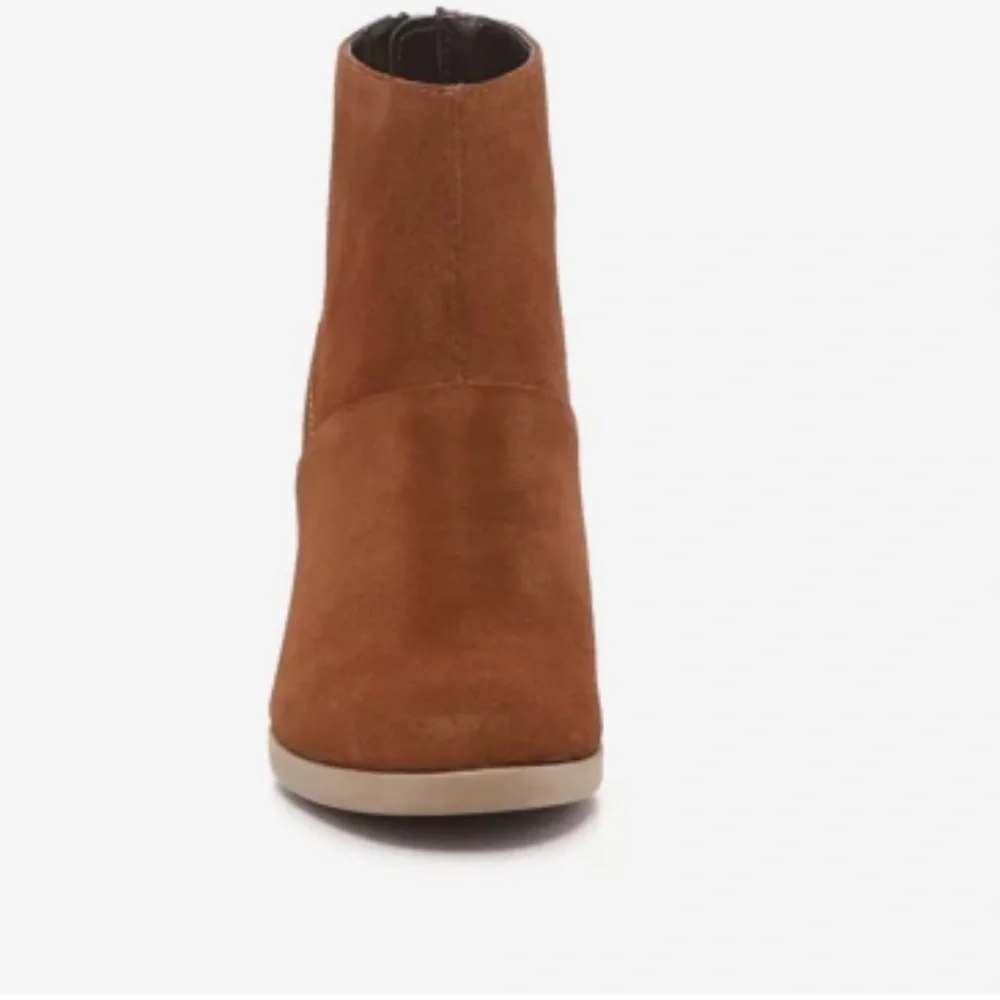 Hush Puppies Ingrid Bootie Size 7.5‎ new no box